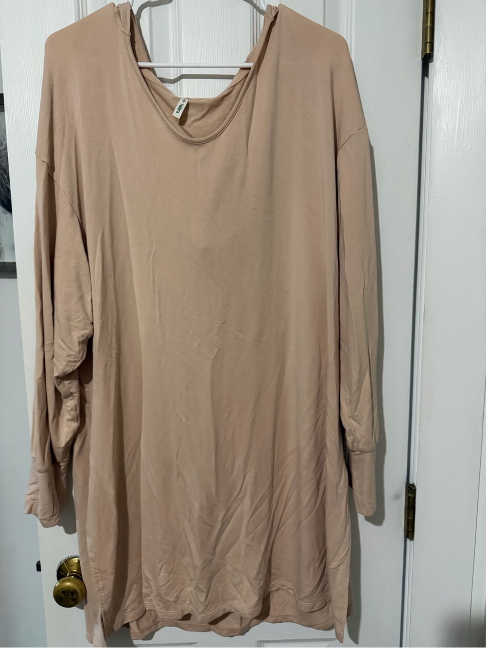 HALARA Oversized Scoop Neck Tunic in Nude Blush
